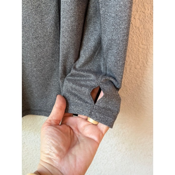 LIVI Activewear Gray Long Sleeve Thumbhole V Neck Athletic Top Size 14 16 - Picture 3 of 4